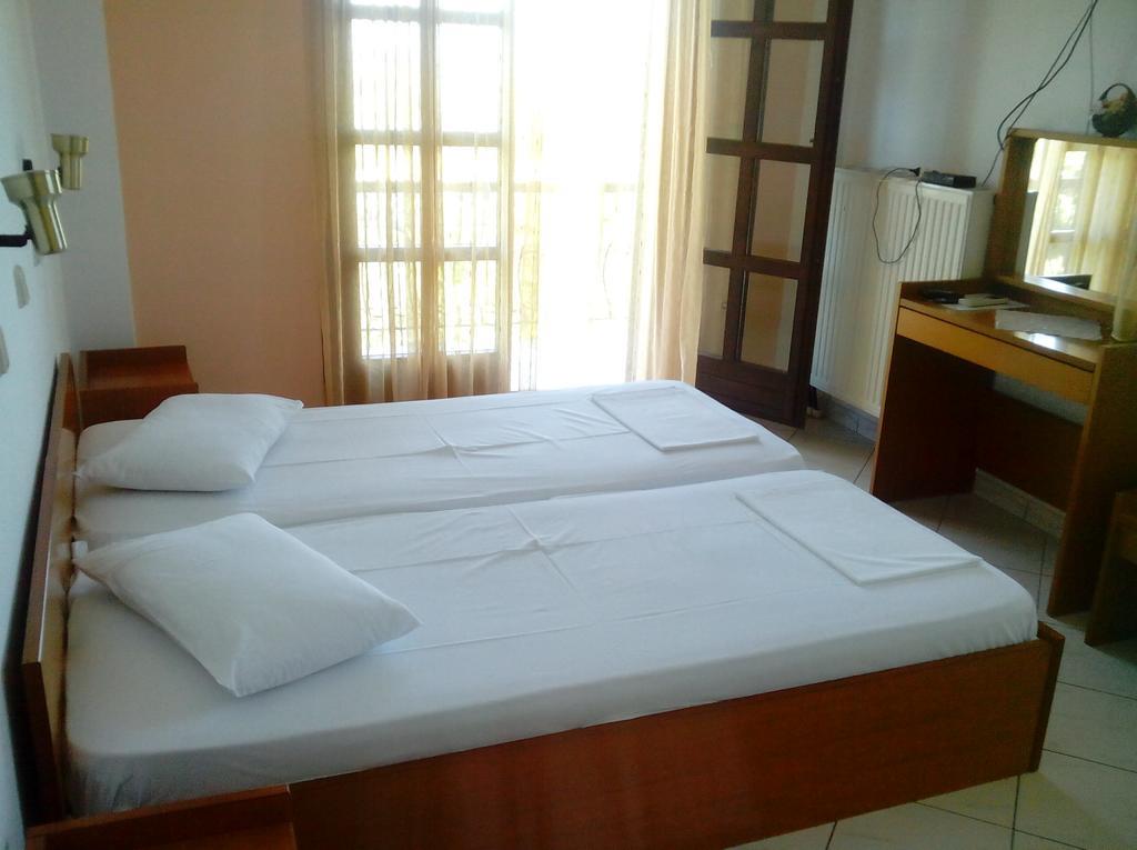 Villa Thomi Skala Rachoni  Zimmer foto